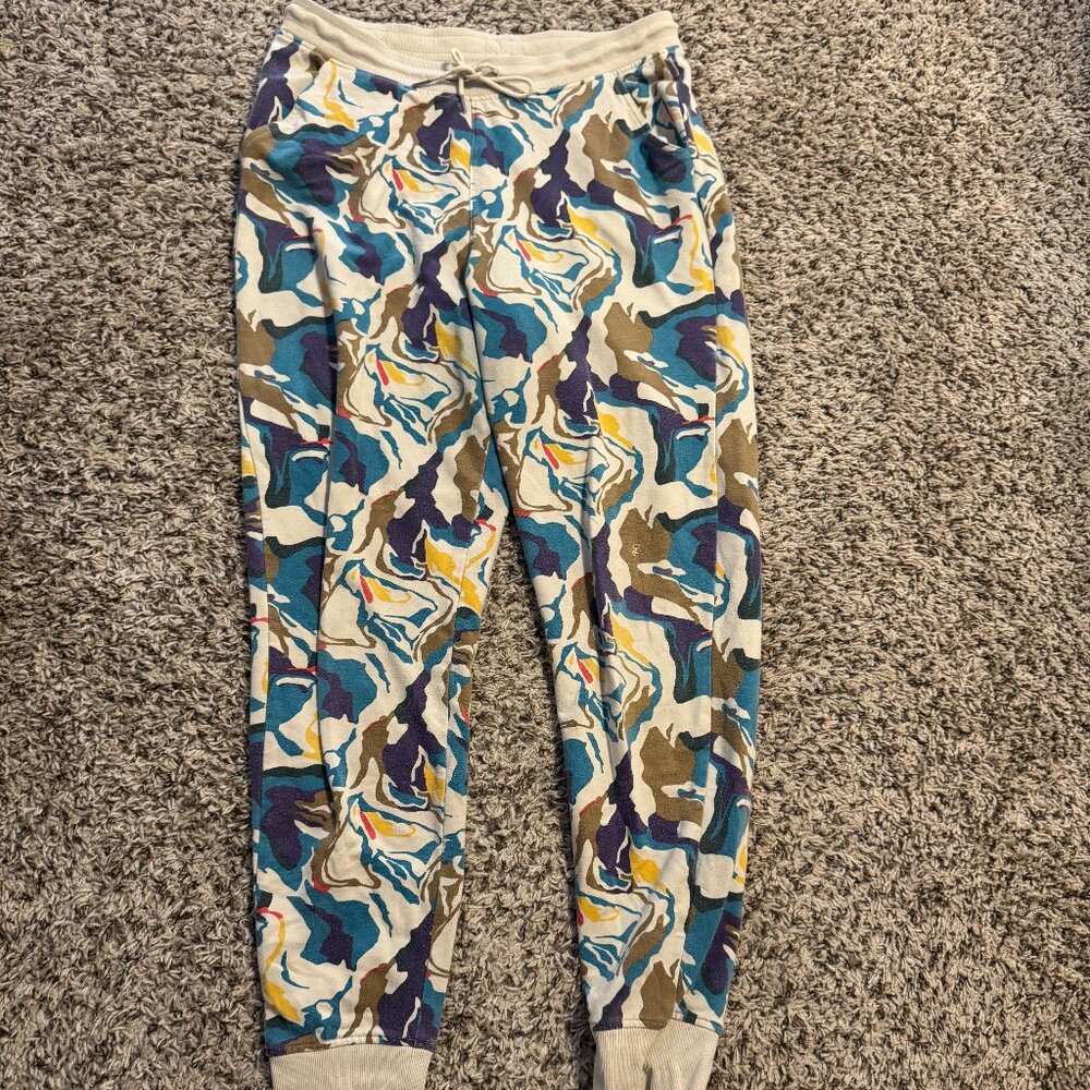 Eddie Bauer Printed‎ Joggers. Abstract Camo / Swirl Pattern
